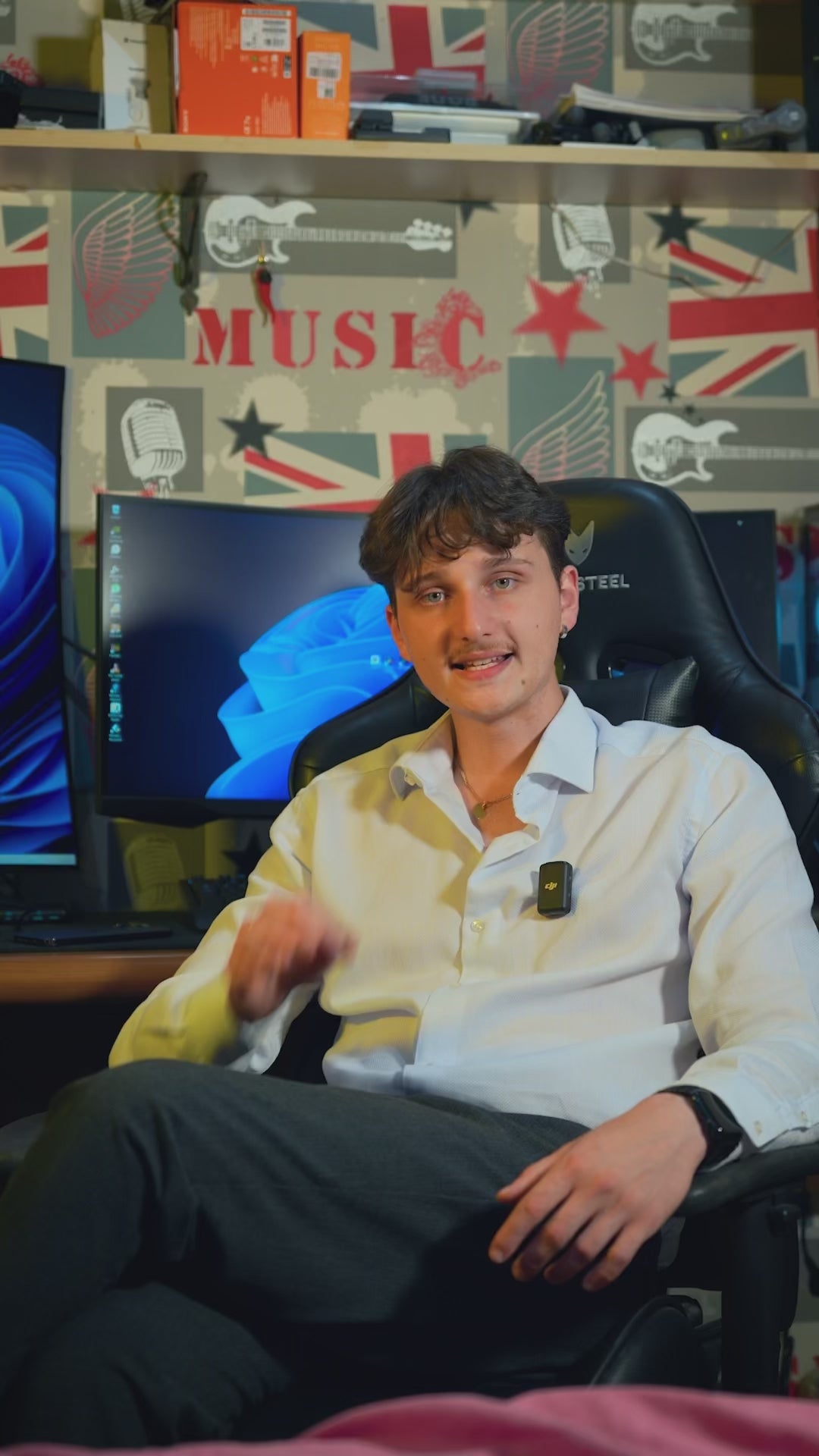 Carica il video: 